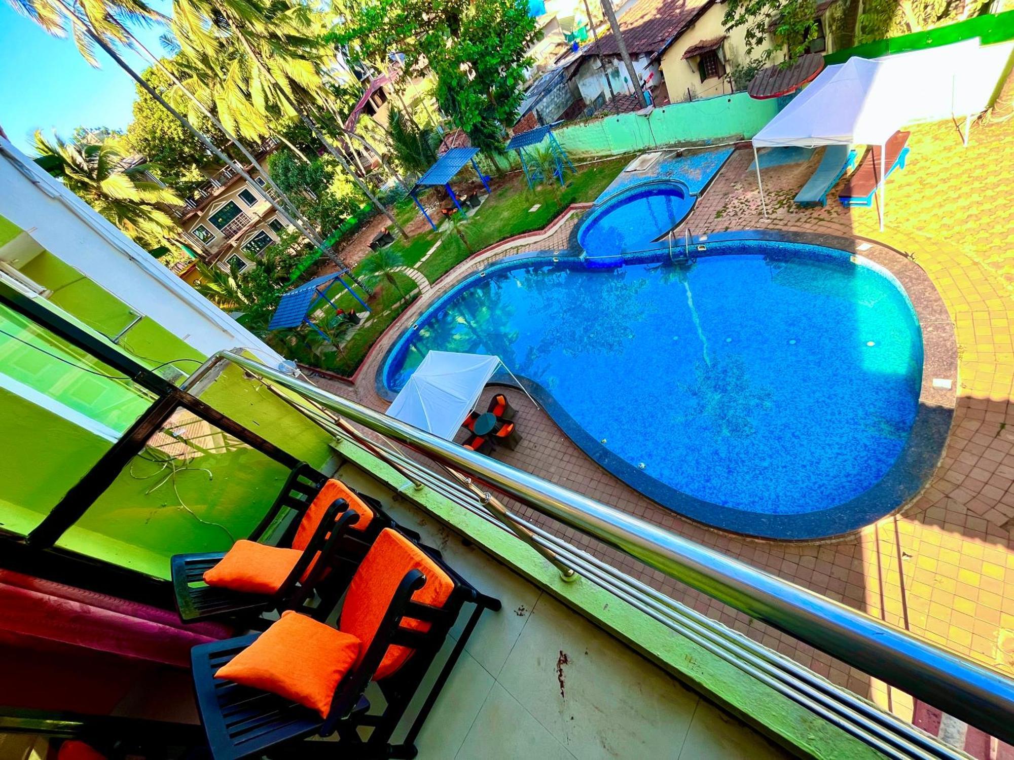 Summer Beach Resort, Goa - #Near Baga Beach #Swimming Pool #Garden #Bar #Lift #Premium Rooms #Property Of The Year #70565-84665 Calangute Ngoại thất bức ảnh
