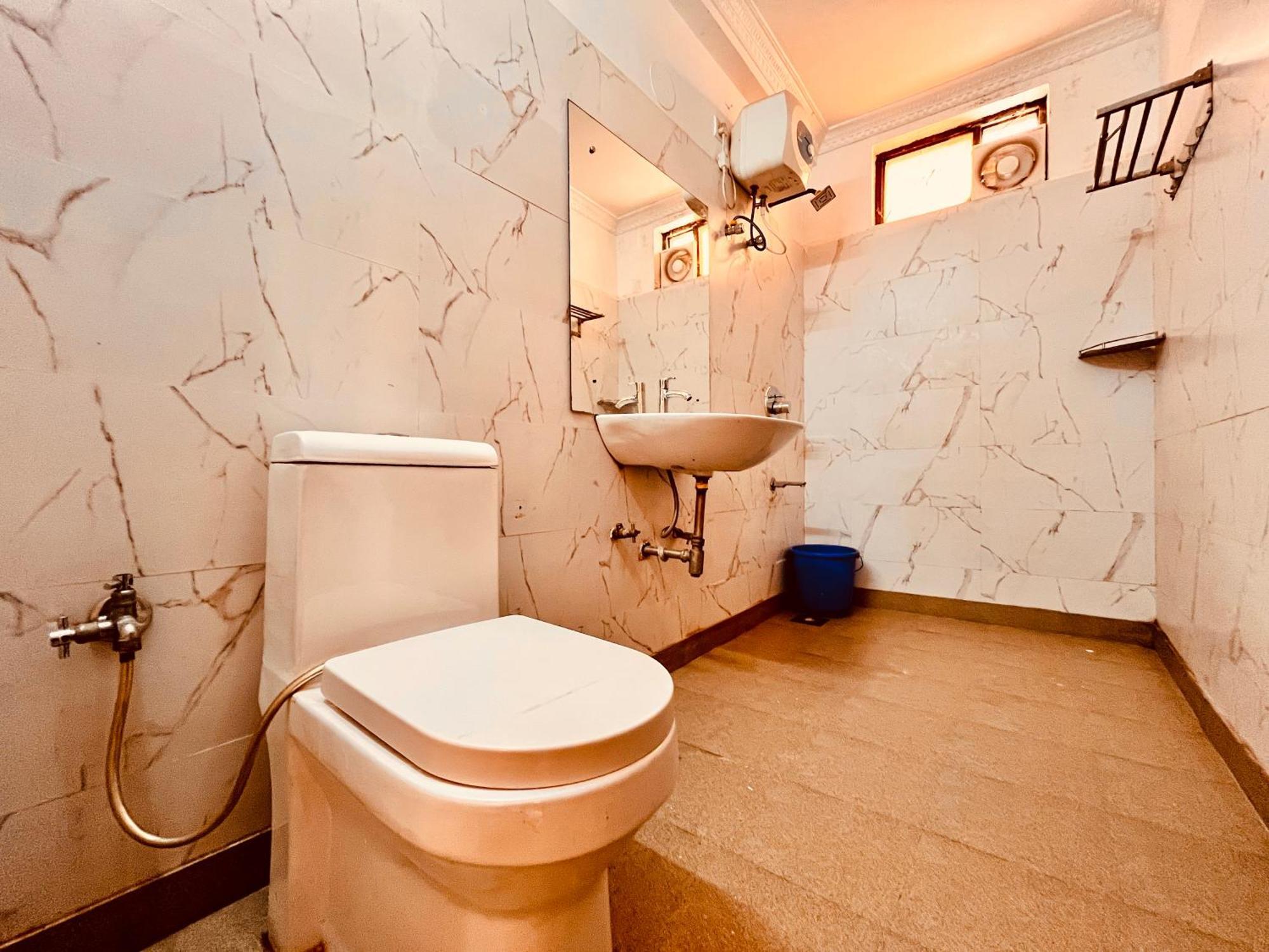 Summer Beach Resort, Goa - #Near Baga Beach #Swimming Pool #Garden #Bar #Lift #Premium Rooms #Property Of The Year #70565-84665 Calangute Ngoại thất bức ảnh