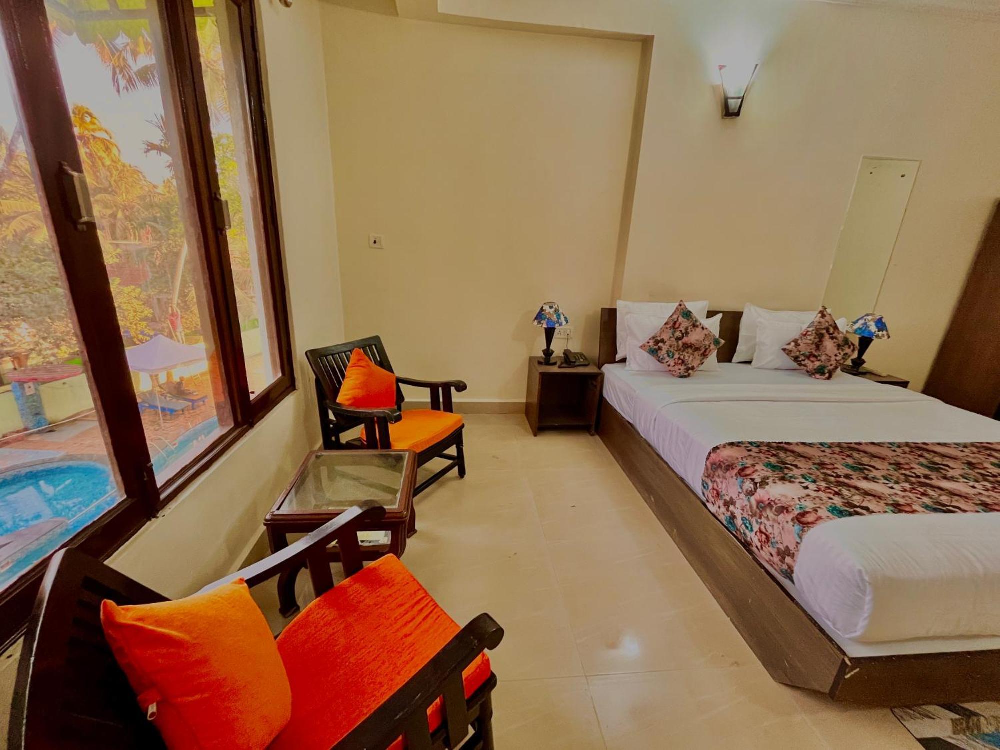 Summer Beach Resort, Goa - #Near Baga Beach #Swimming Pool #Garden #Bar #Lift #Premium Rooms #Property Of The Year #70565-84665 Calangute Ngoại thất bức ảnh