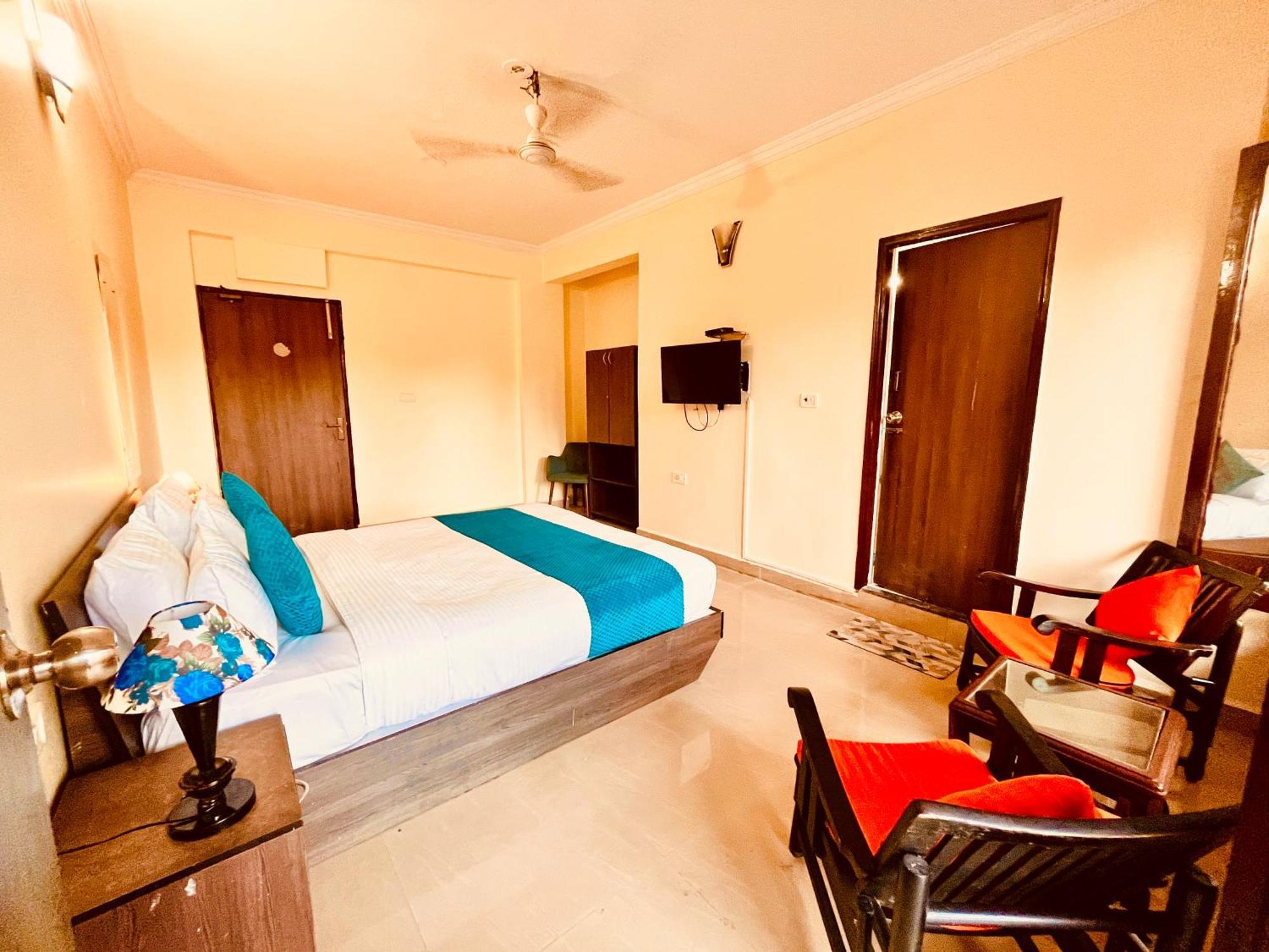 Summer Beach Resort, Goa - #Near Baga Beach #Swimming Pool #Garden #Bar #Lift #Premium Rooms #Property Of The Year #70565-84665 Calangute Ngoại thất bức ảnh